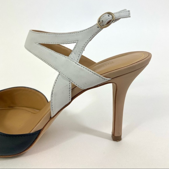 Pointy Black Toe Heels with White Leather Straps - Picture 5 of 9